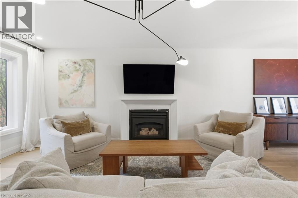 92 Colin Crescent, Hamilton, Ontario  L9A 5H8 - Photo 7 - 40784796