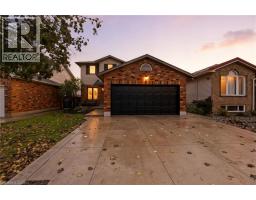 92 COLIN Crescent, Hamilton, Ontario