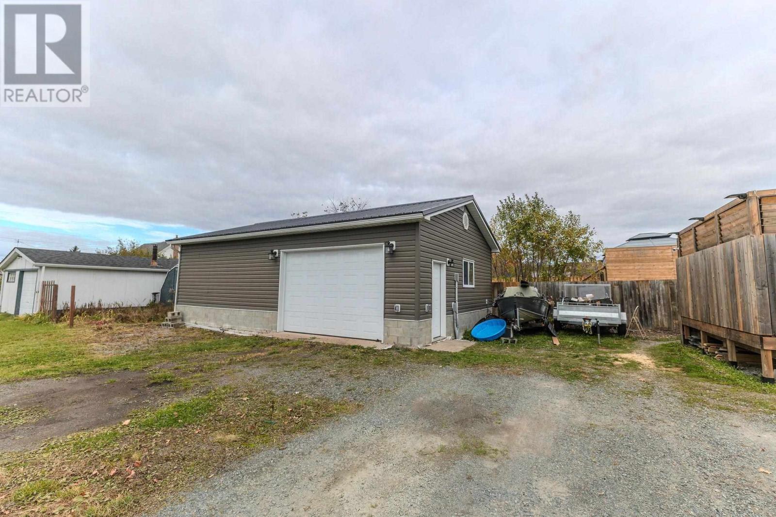 561 Charles St, Sault Ste. Marie, Ontario  P6C 3M1 - Photo 32 - SM253149