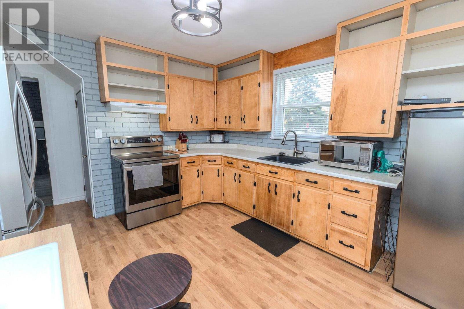 561 Charles St, Sault Ste. Marie, Ontario  P6C 3M1 - Photo 3 - SM253149