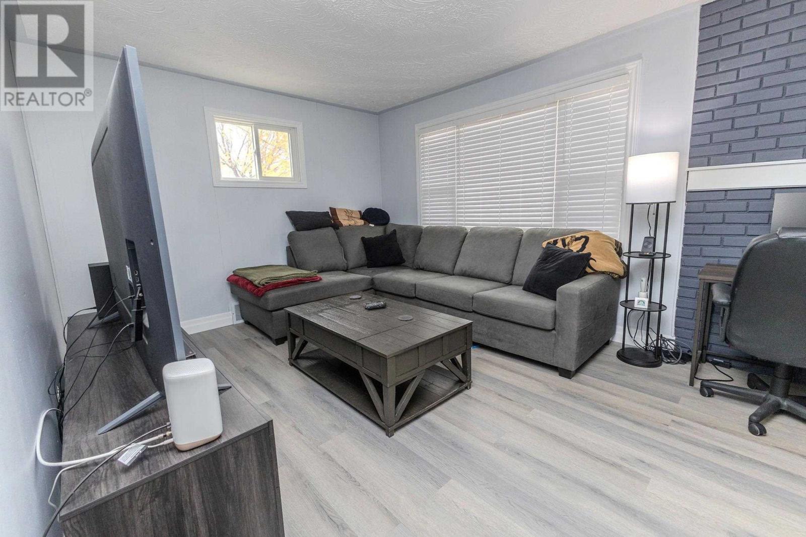 561 Charles St, Sault Ste. Marie, Ontario  P6C 3M1 - Photo 4 - SM253149