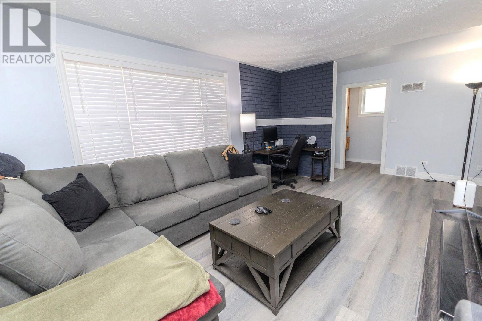 561 Charles St, Sault Ste. Marie, Ontario  P6C 3M1 - Photo 9 - SM253149