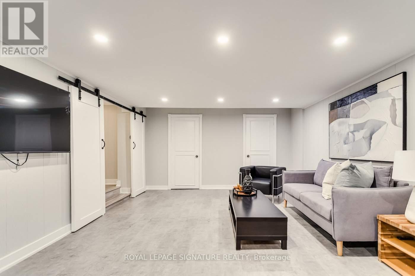 8 Bonnacord Drive, Toronto, Ontario  M3H 3G5 - Photo 28 - C12488350