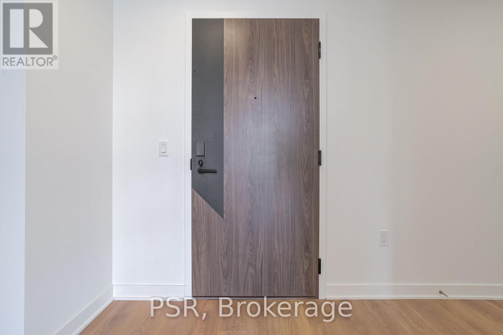 407 - 1037 The Queensway, Toronto, Ontario  M8Z 6C7 - Photo 2 - W12497236