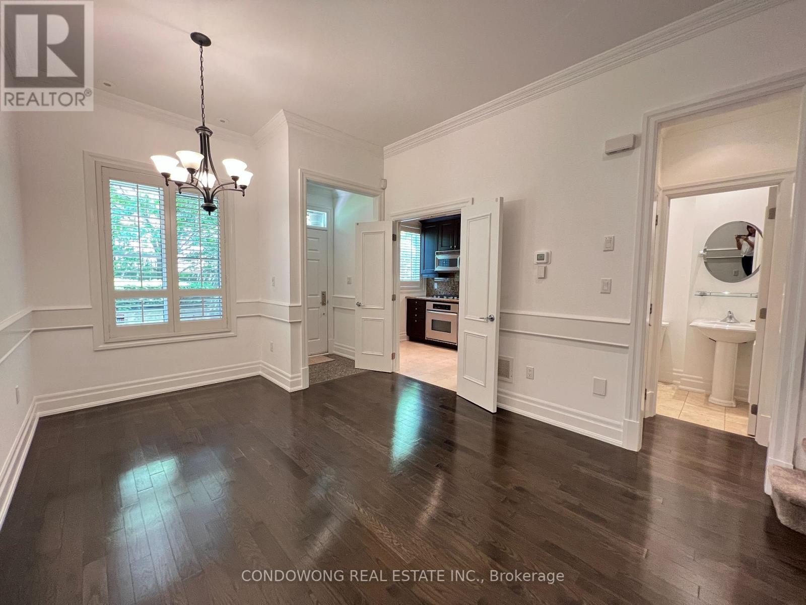 612 - 53 YORK MILLS ROAD, Toronto, Ontario