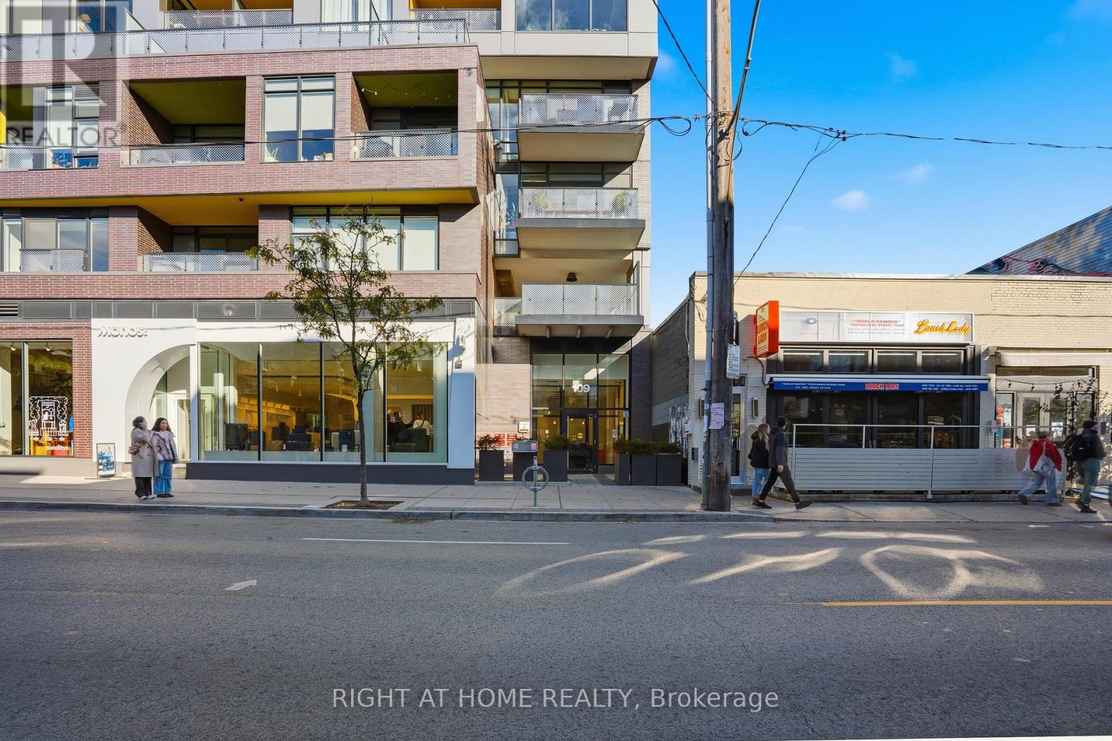 406 - 109 OSSINGTON AVENUE, Toronto, Ontario