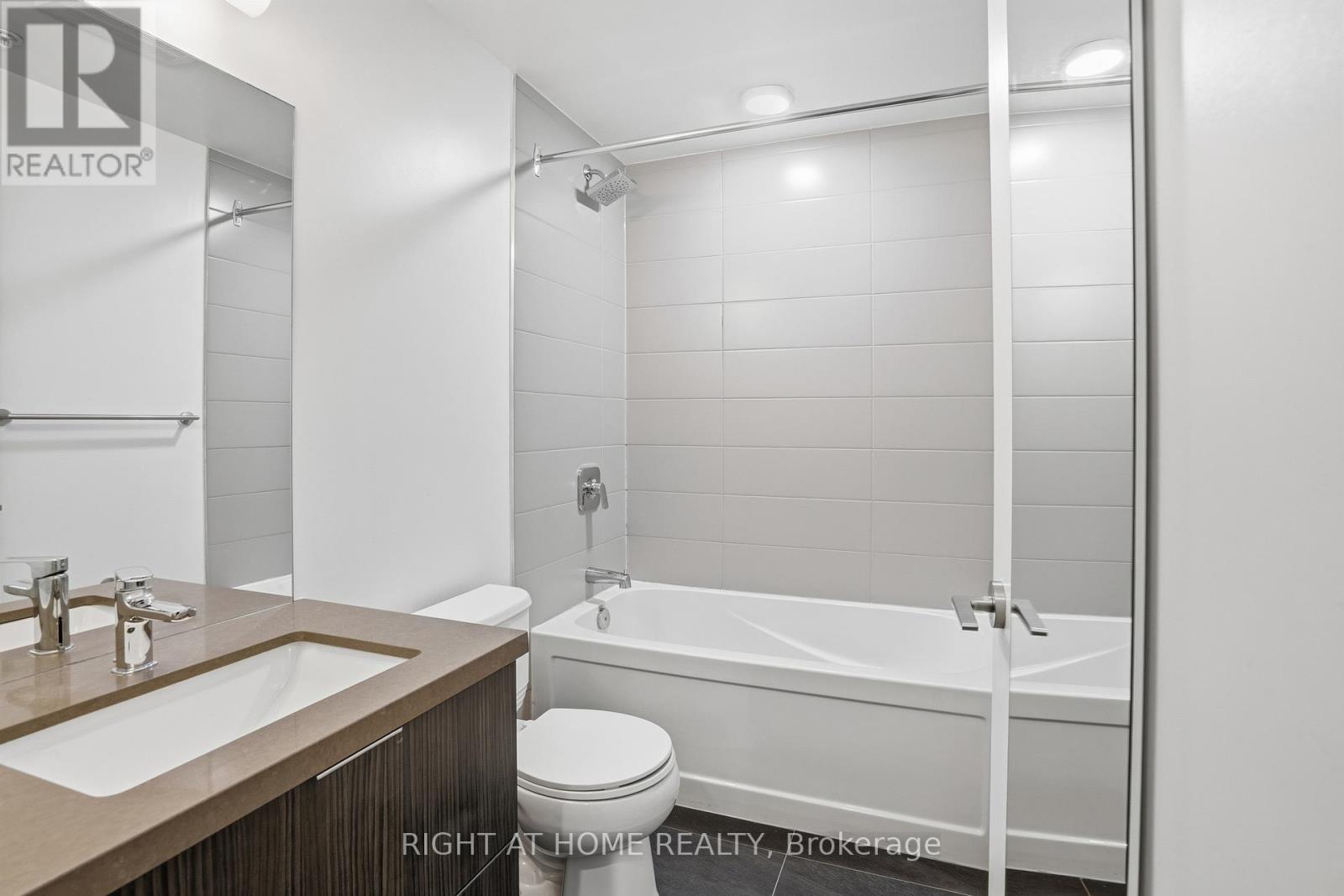 406 - 109 Ossington Avenue, Toronto, Ontario  M6J 0G1 - Photo 7 - C12498198