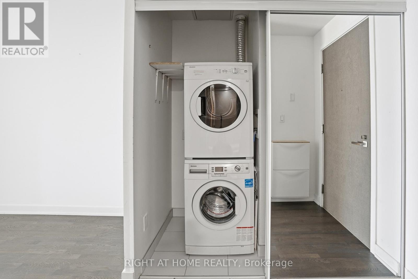 406 - 109 Ossington Avenue, Toronto, Ontario  M6J 0G1 - Photo 8 - C12498198