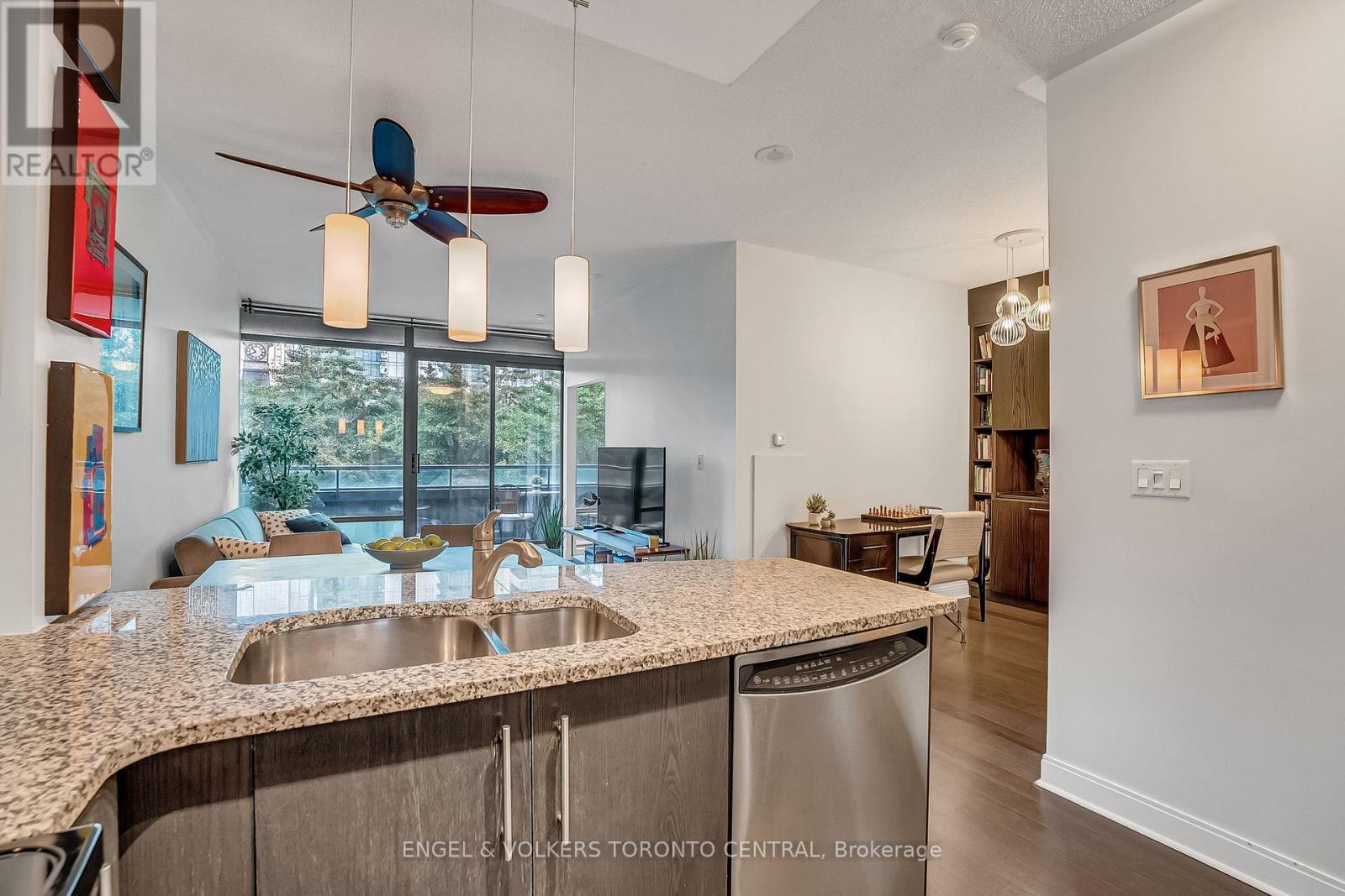 306 - 18 Yorkville Avenue, Toronto (Annex), Ontario  M4W 3Y8 - Photo 12 - C12498200