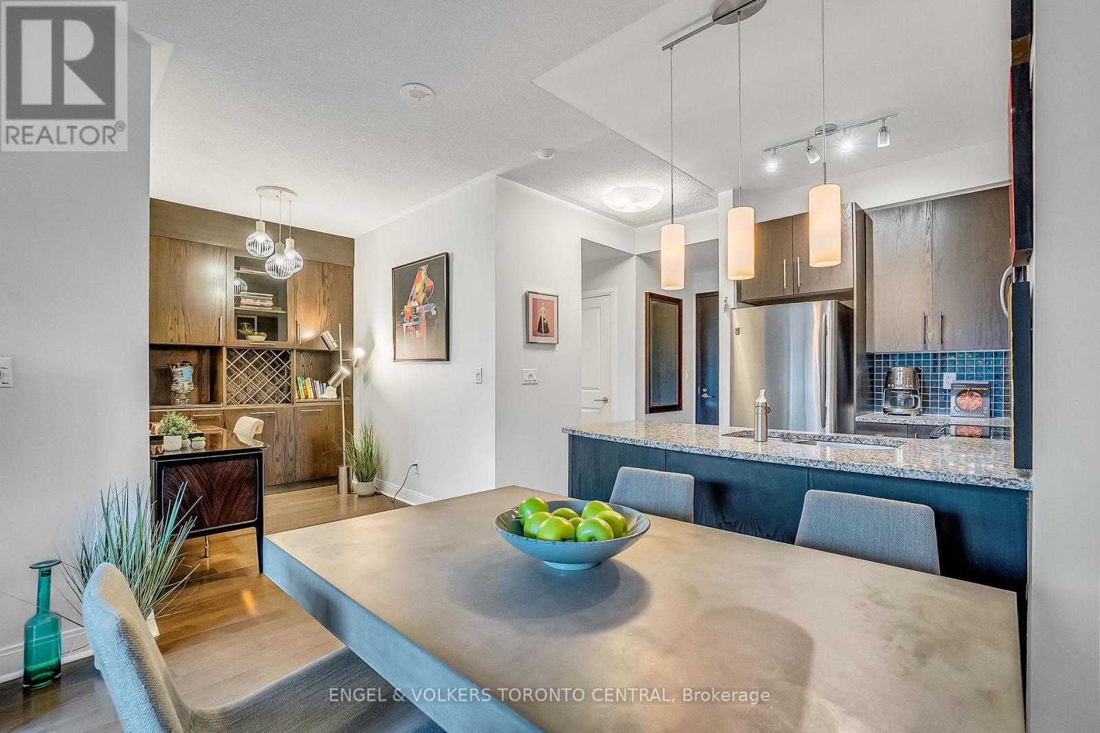 306 - 18 Yorkville Avenue, Toronto (Annex), Ontario  M4W 3Y8 - Photo 17 - C12498200