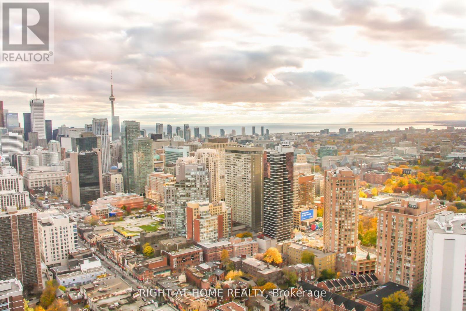 4207 - 33 Charles Street E, Toronto, Ontario  M4Y 0A2 - Photo 12 - C12498228