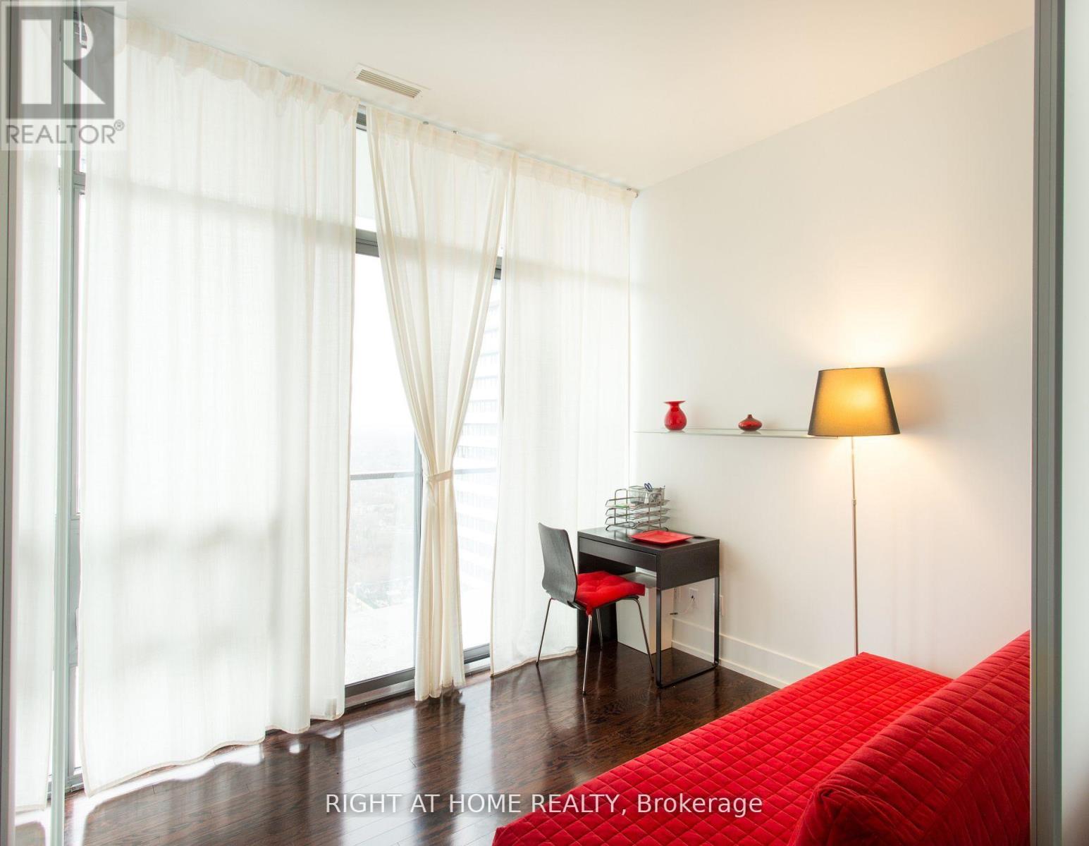 4207 - 33 Charles Street E, Toronto, Ontario  M4Y 0A2 - Photo 5 - C12498228