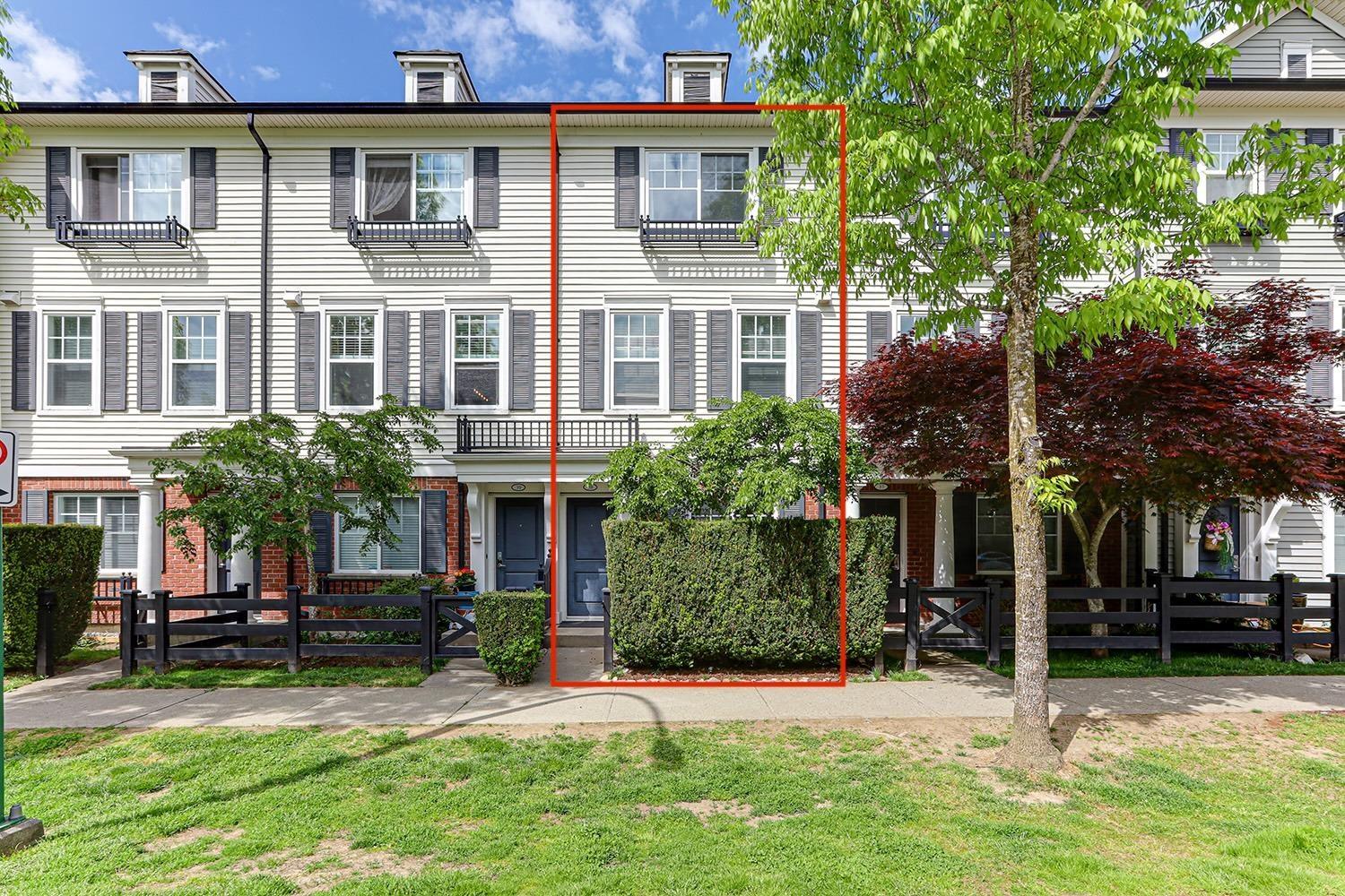 38 18983 72A AVENUE, Surrey, British Columbia