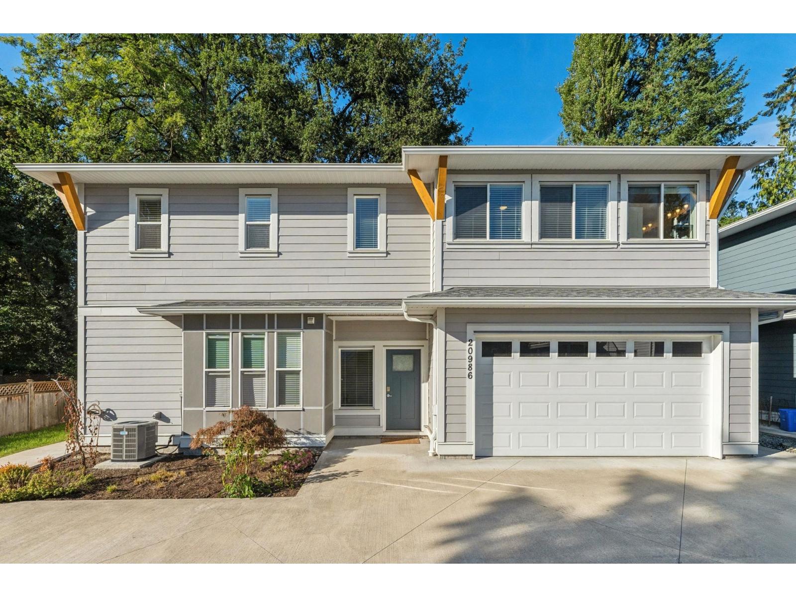 20986 96 AVENUE, Langley, British Columbia