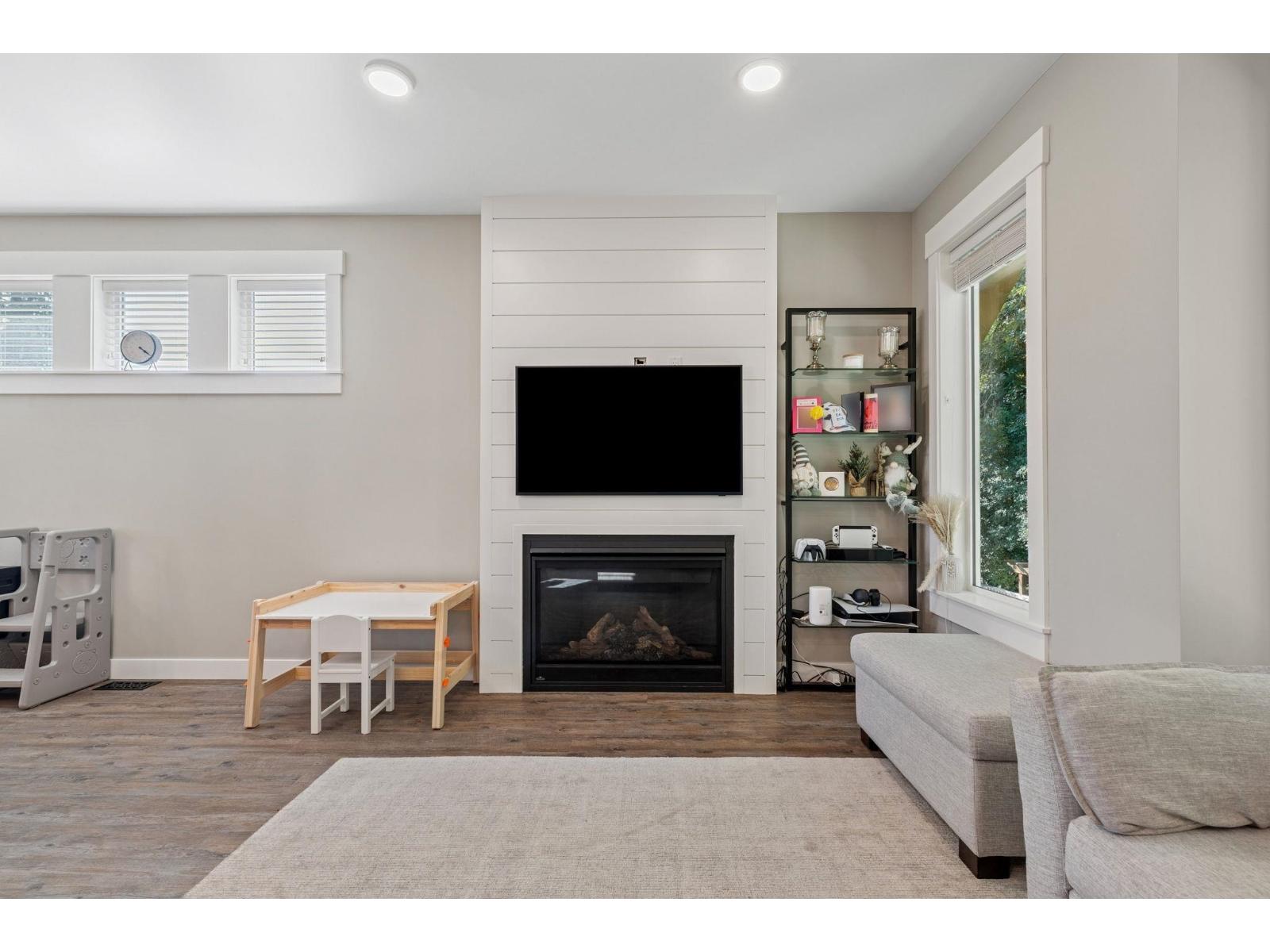 20986 96 Avenue, Langley, British Columbia  V1M 2Z3 - Photo 6 - R3063792