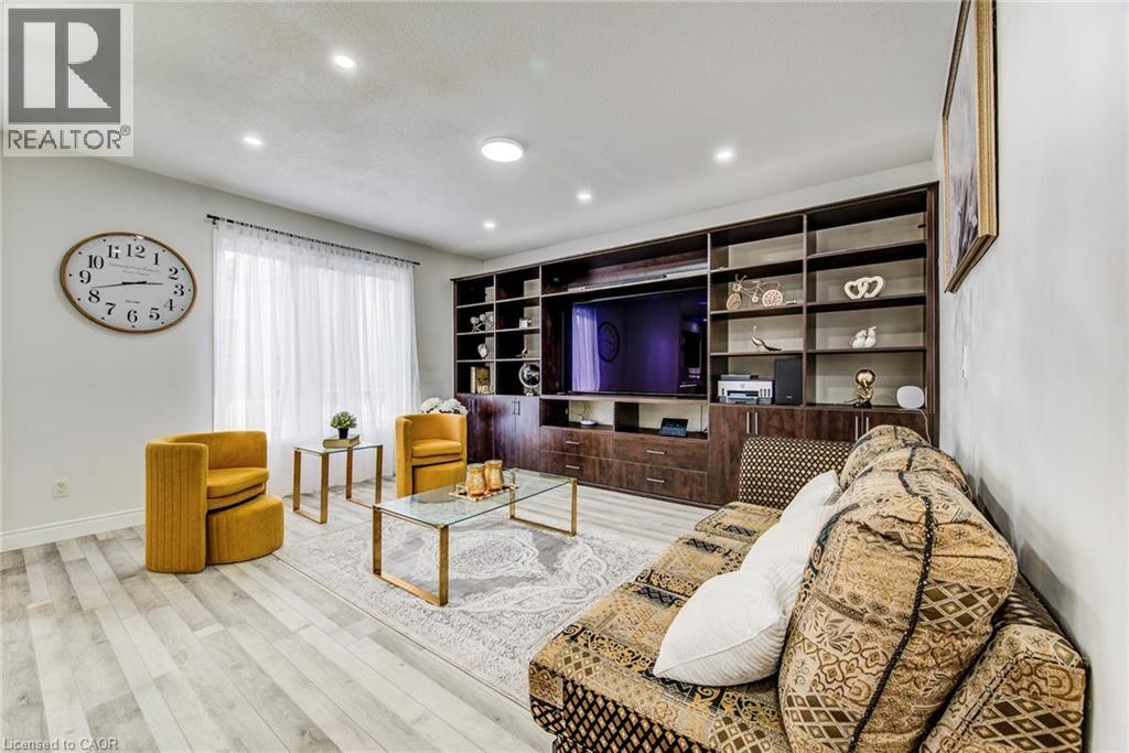 617 Thornhill Drive, Waterloo, Ontario  N2T 0A9 - Photo 11 - 40784845