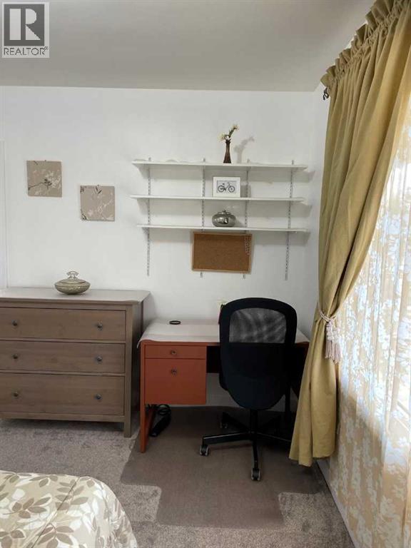 1913 24 Avenue Nw, Calgary, Alberta  T2M 1Z4 - Photo 4 - A2254712