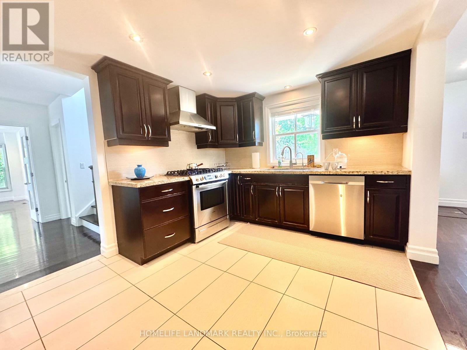 15 Station Lane, Markham, Ontario  L3R 1R4 - Photo 18 - N12498188