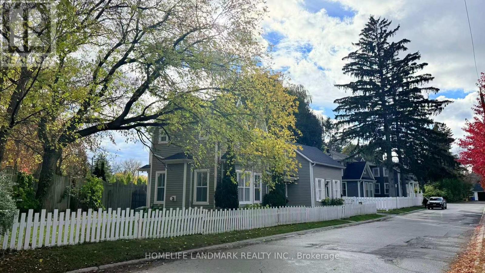 15 Station Lane, Markham, Ontario  L3R 1R4 - Photo 2 - N12498188