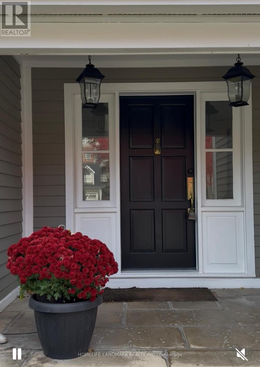 15 Station Lane, Markham, Ontario  L3R 1R4 - Photo 5 - N12498188