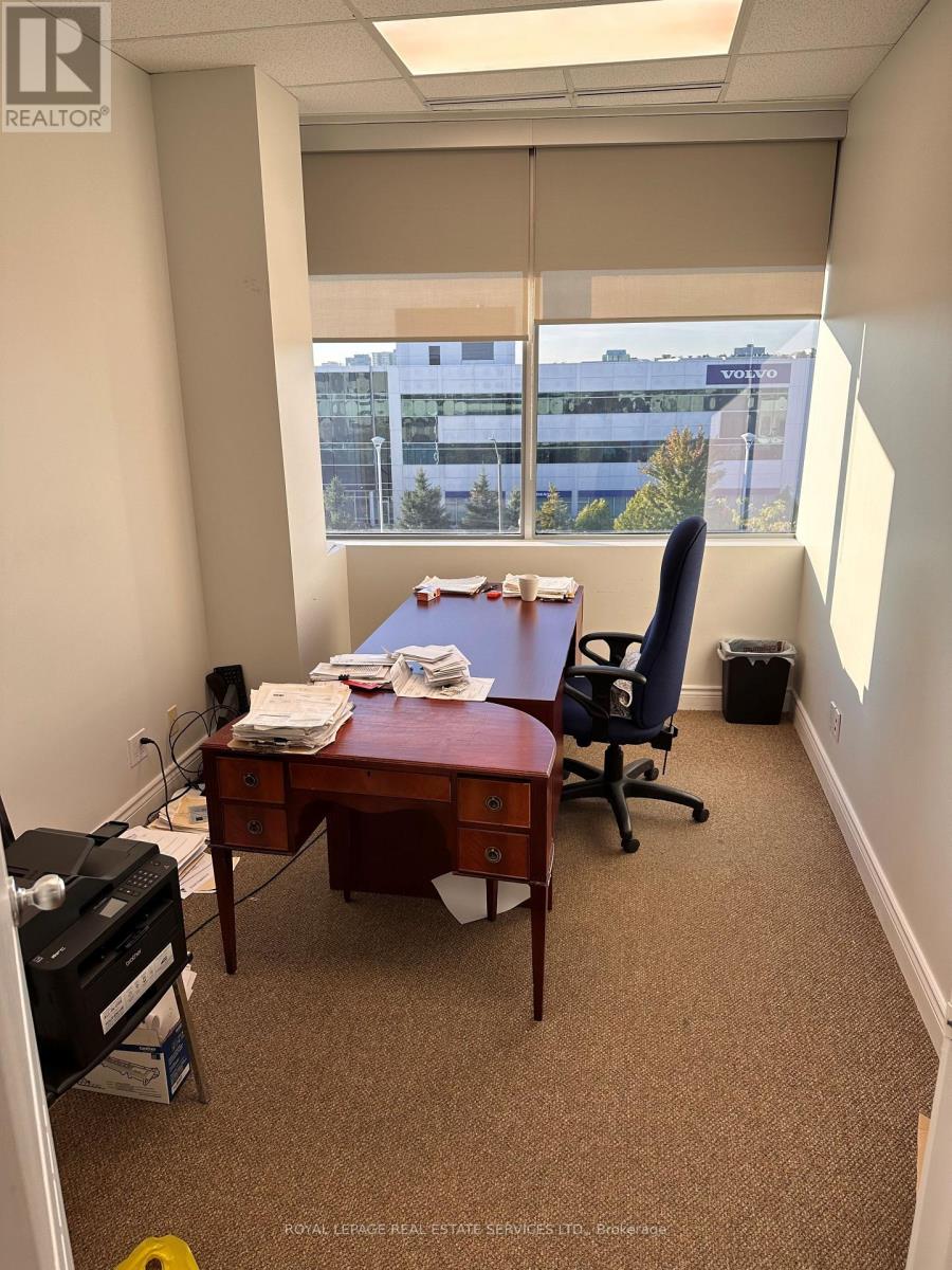 411 - 9140 Leslie Street, Richmond Hill, Ontario  L4B 0A9 - Photo 10 - N12498218