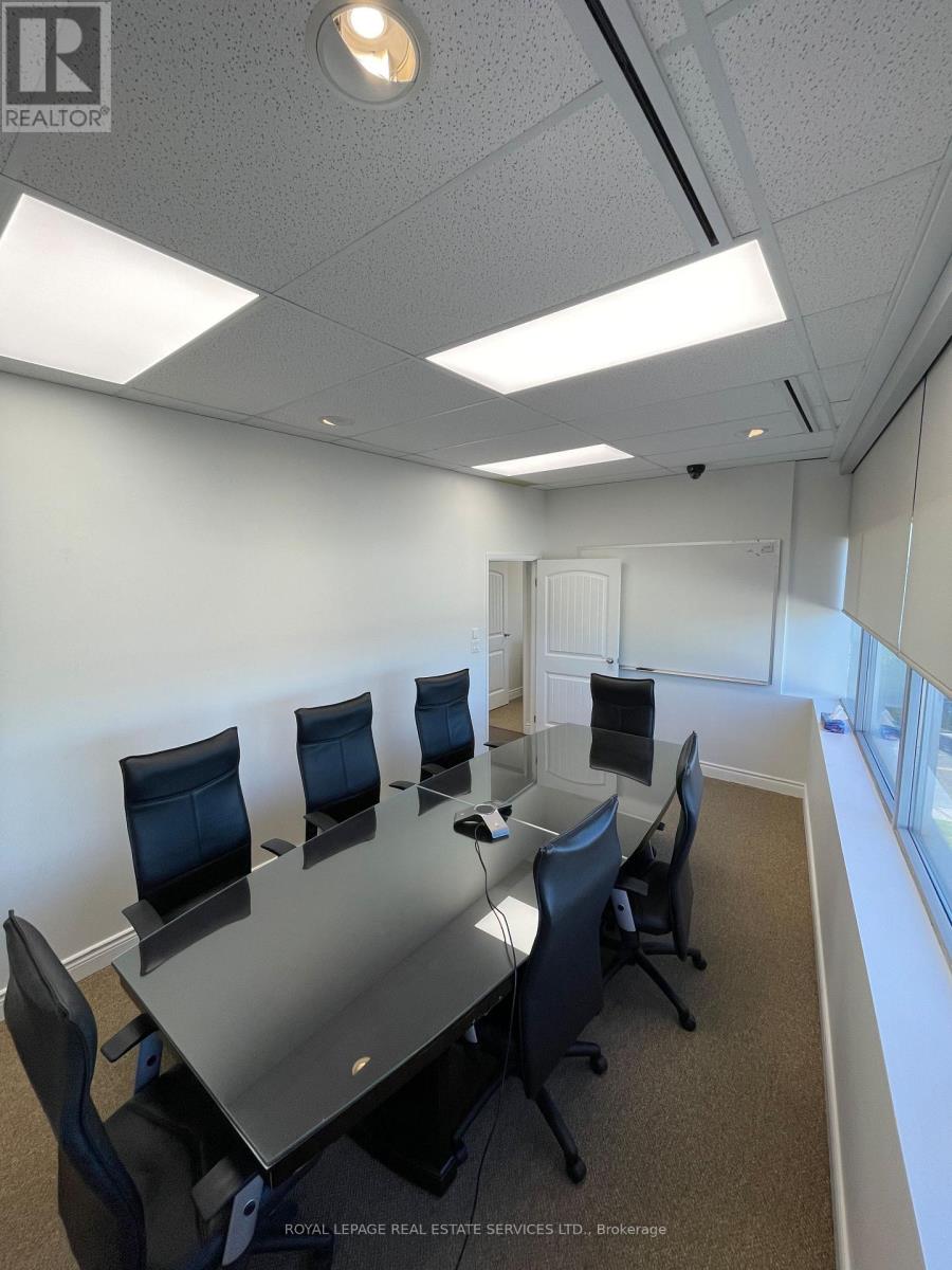 411 - 9140 Leslie Street, Richmond Hill, Ontario  L4B 0A9 - Photo 13 - N12498218