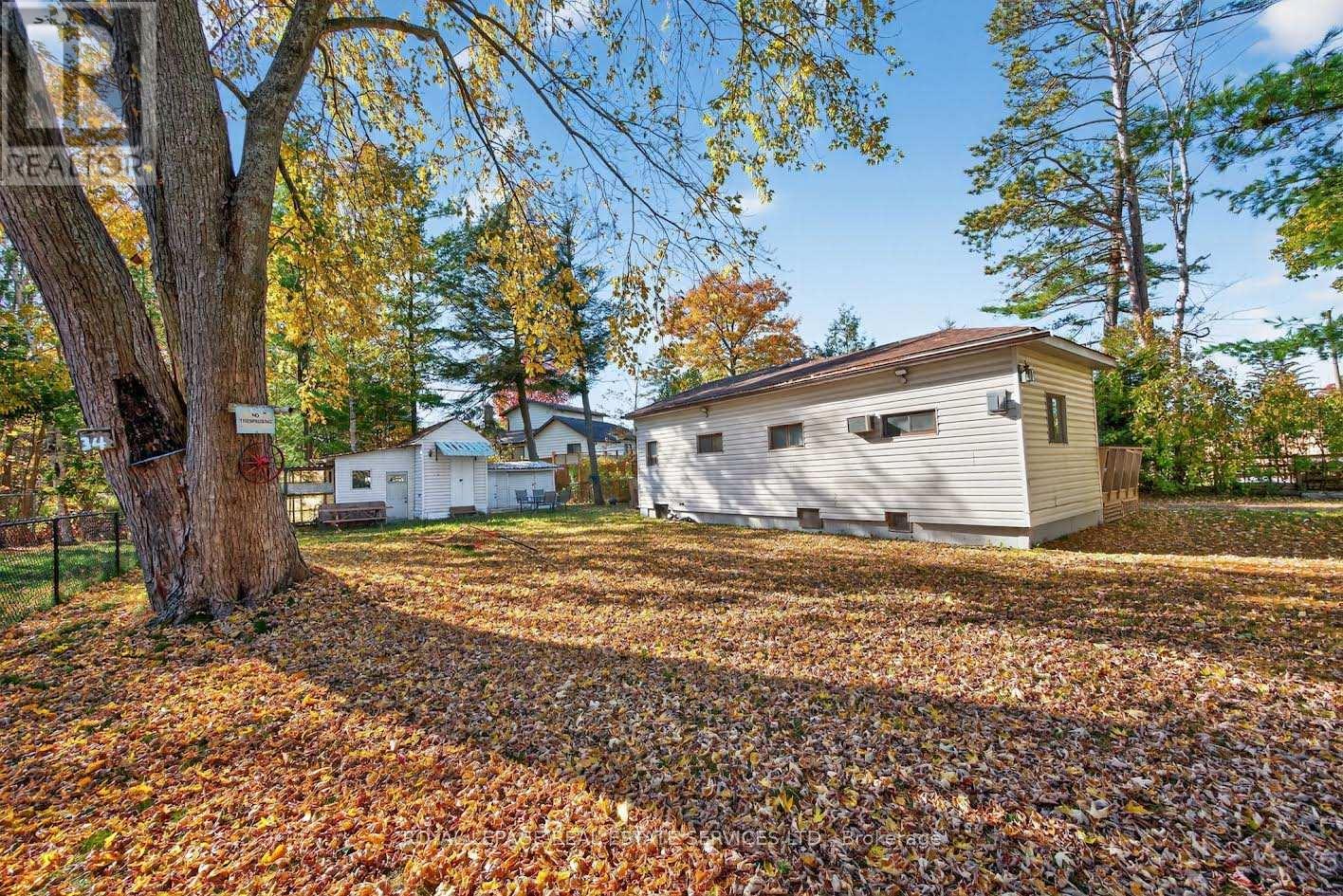 34 Nancy Street, Wasaga Beach, Ontario  L9Z 2K5 - Photo 14 - S12498214