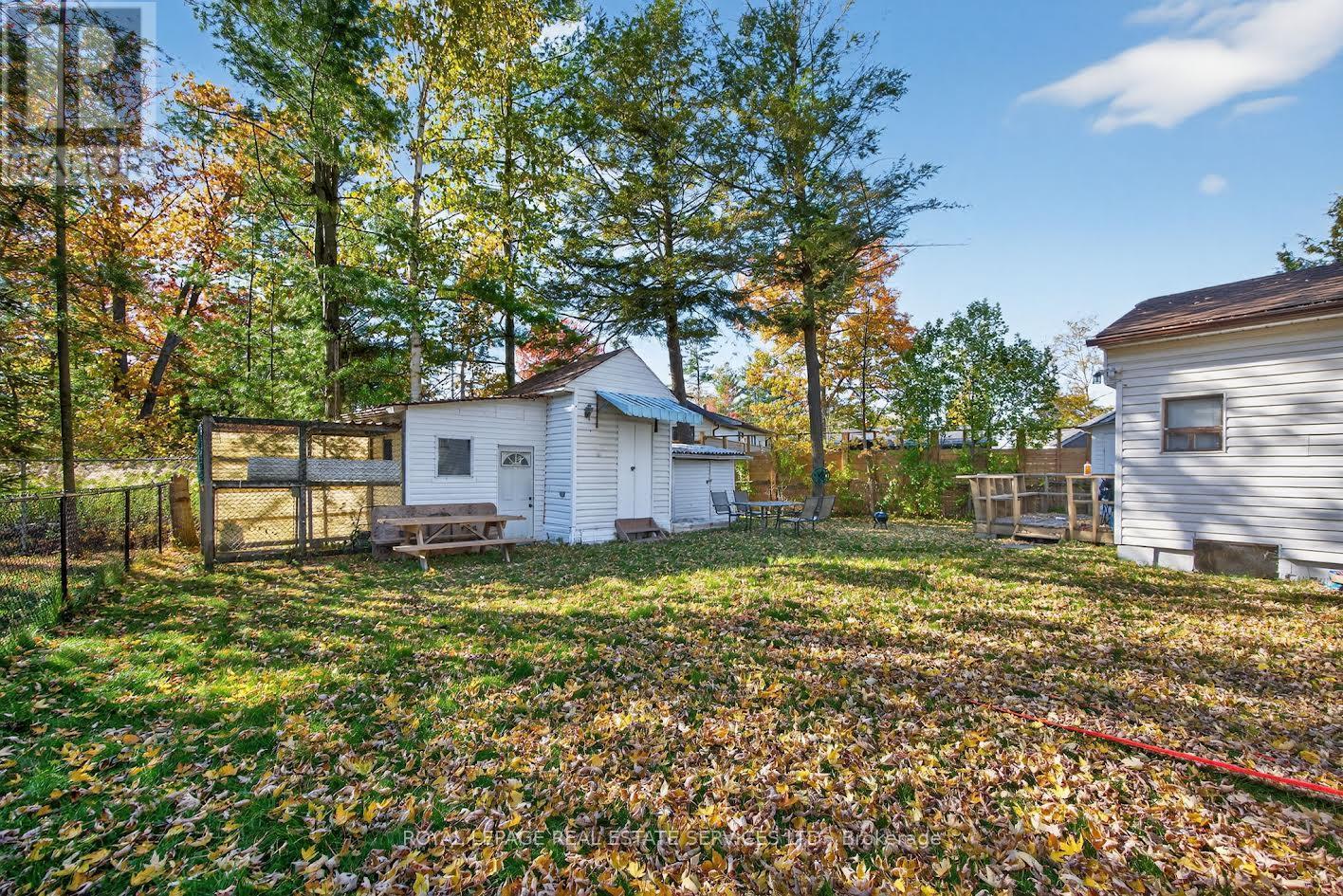 34 Nancy Street, Wasaga Beach, Ontario  L9Z 2K5 - Photo 15 - S12498214