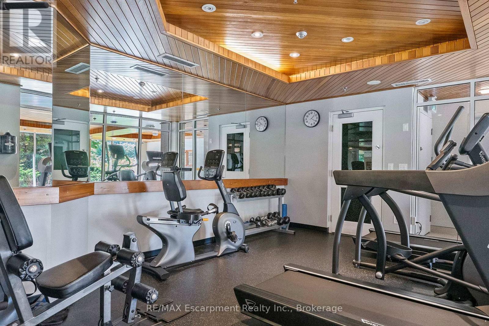 103 - 40 Old Mill Road, Oakville, Ontario  L6J 7W2 - Photo 43 - W12498242