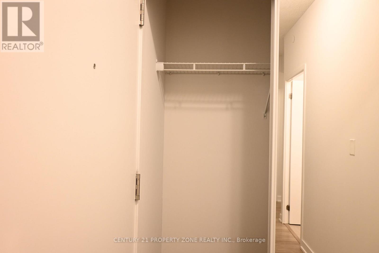 1815 - 4055 Parkside Village Drive, Mississauga, Ontario  L5B 0K8 - Photo 4 - W12498172