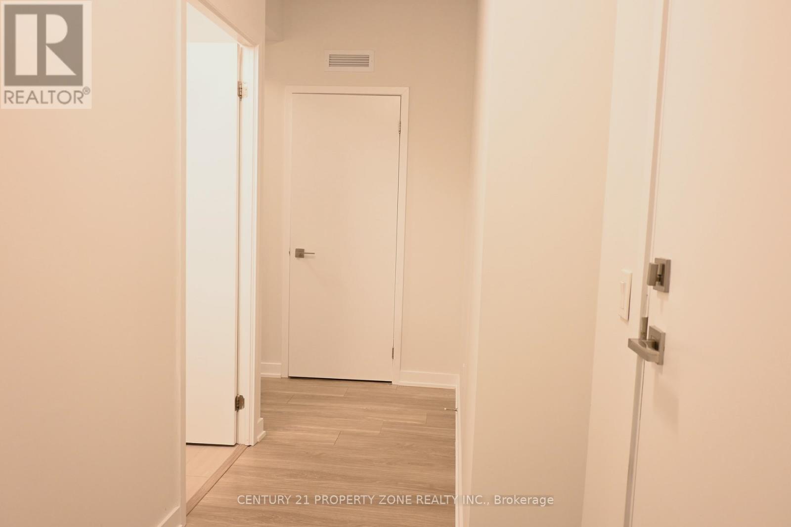 1815 - 4055 Parkside Village Drive, Mississauga, Ontario  L5B 0K8 - Photo 5 - W12498172