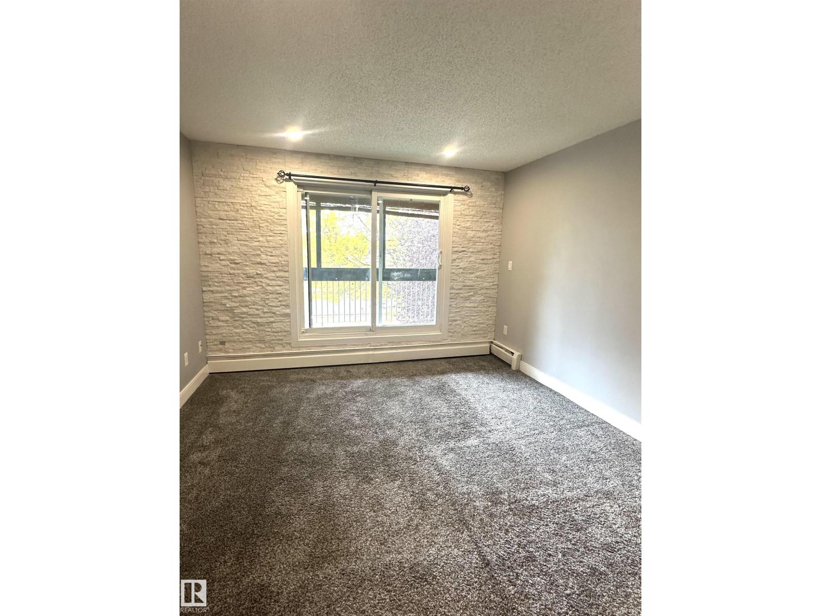 #301 4810 Mill Woods S Nw, Edmonton, Alberta  T6L 5N9 - Photo 3 - E4452320