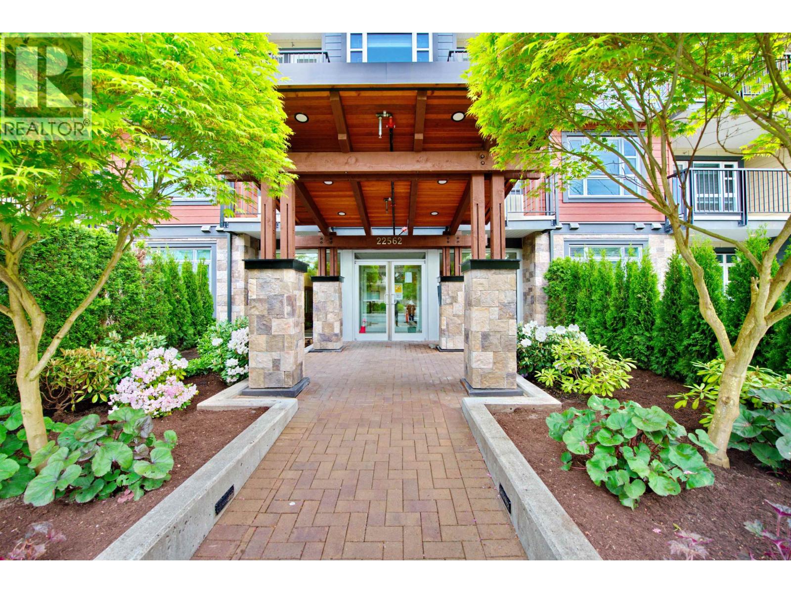 203 22562 121 Avenue, Maple Ridge, British Columbia  V2X 3Y8 - Photo 2 - R3063733