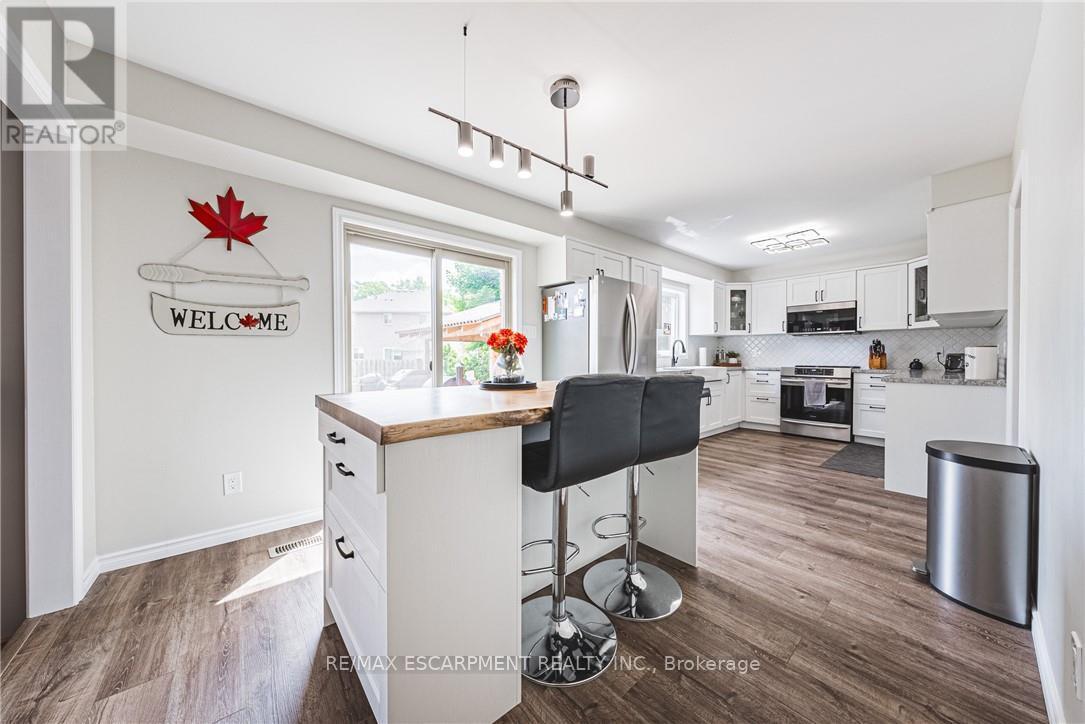 185 Comfort Court, Hamilton (Allison), Ontario  L0R 1W0 - Photo 14 - X12498196