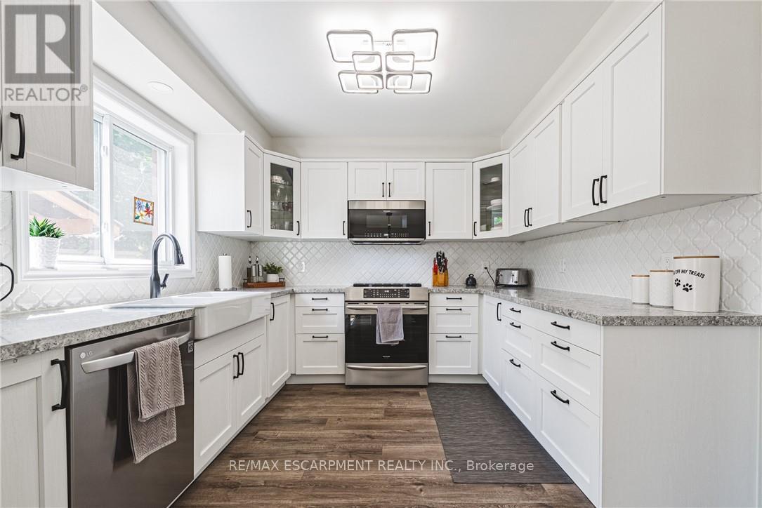 185 Comfort Court, Hamilton (Allison), Ontario  L0R 1W0 - Photo 16 - X12498196