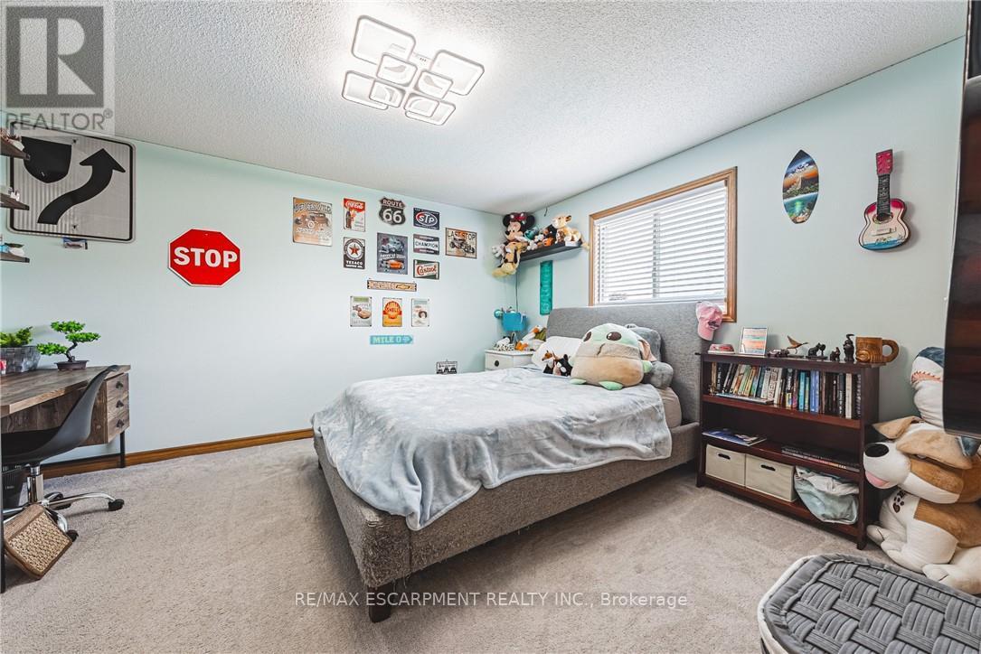 185 Comfort Court, Hamilton (Allison), Ontario  L0R 1W0 - Photo 21 - X12498196