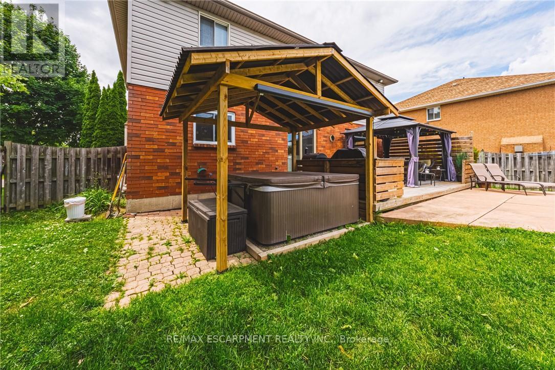 185 Comfort Court, Hamilton (Allison), Ontario  L0R 1W0 - Photo 35 - X12498196