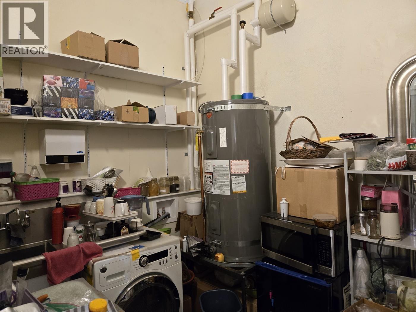 103 3-4501 North Road, Burnaby, British Columbia  V3N 4R7 - Photo 10 - C8073521