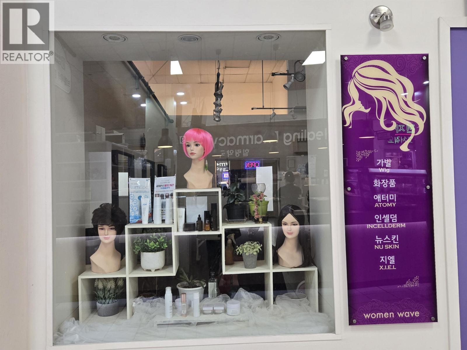 103 3-4501 North Road, Burnaby, British Columbia  V3N 4R7 - Photo 3 - C8073521