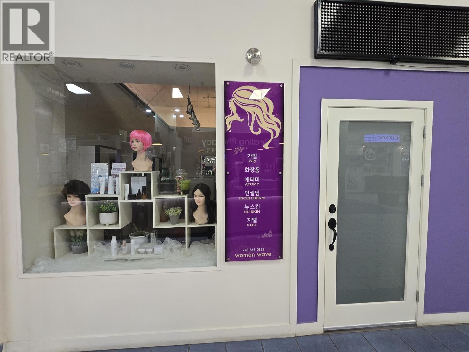 103 3-4501 North Road, Burnaby, British Columbia  V3N 4R7 - Photo 2 - C8073521