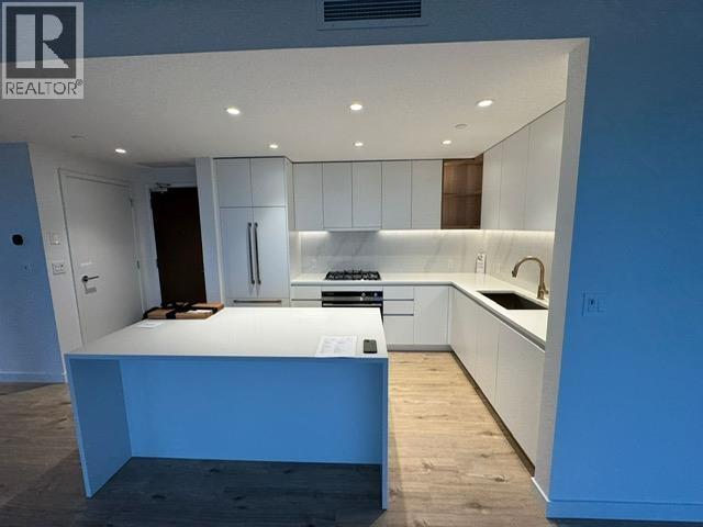 4007 720 FARROW STREET, Coquitlam, British Columbia