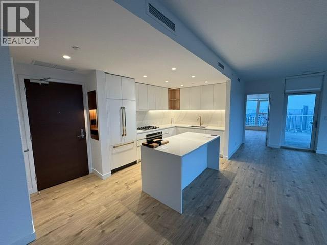 4007 720 Farrow Street, Coquitlam, British Columbia  V3J 0P3 - Photo 3 - R3063600