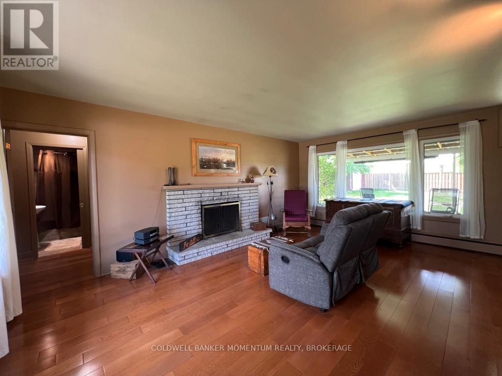 3834 Victoria Avenue, Lincoln, Ontario  L0R 2C0 - Photo 4 - X12494752