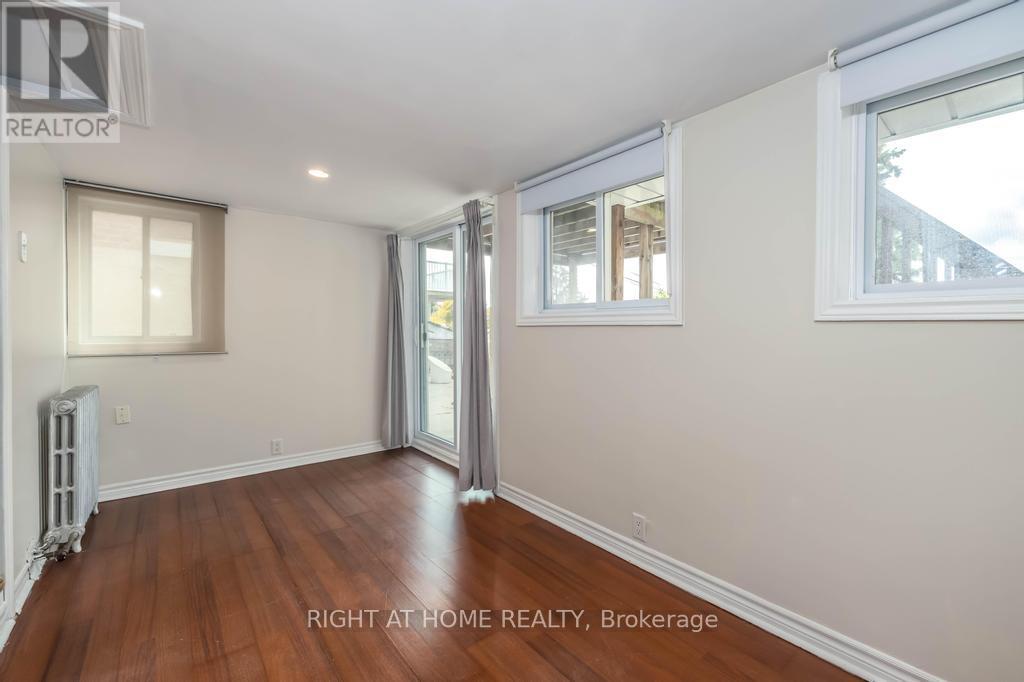 Lower - 494 Northcliffe Boulevard, Toronto, Ontario  M6E 3L5 - Photo 9 - C12498244