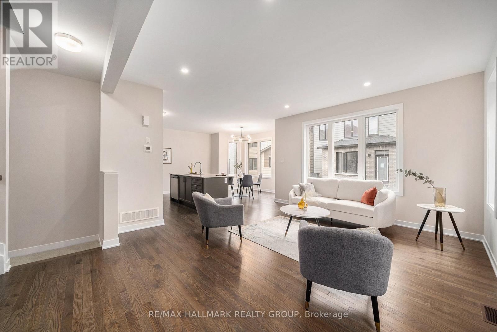 173 Conservancy Drive, Ottawa, Ontario  K2J 7L8 - Photo 8 - X12477551