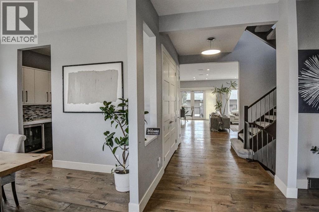 411 9 Street Ne, Calgary, Alberta  T2E 4K2 - Photo 5 - A2242383