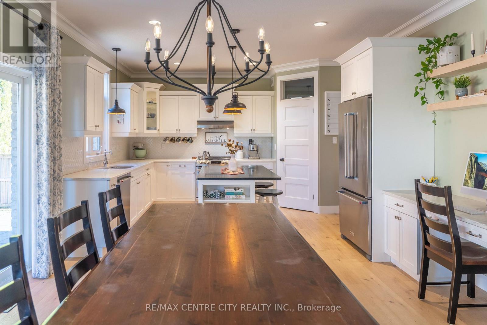 56 Caverhill Crescent, Middlesex Centre, Ontario  N0L 1R0 - Photo 15 - X12498266