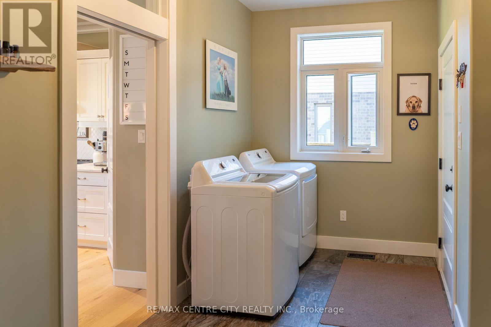 56 Caverhill Crescent, Middlesex Centre, Ontario  N0L 1R0 - Photo 22 - X12498266