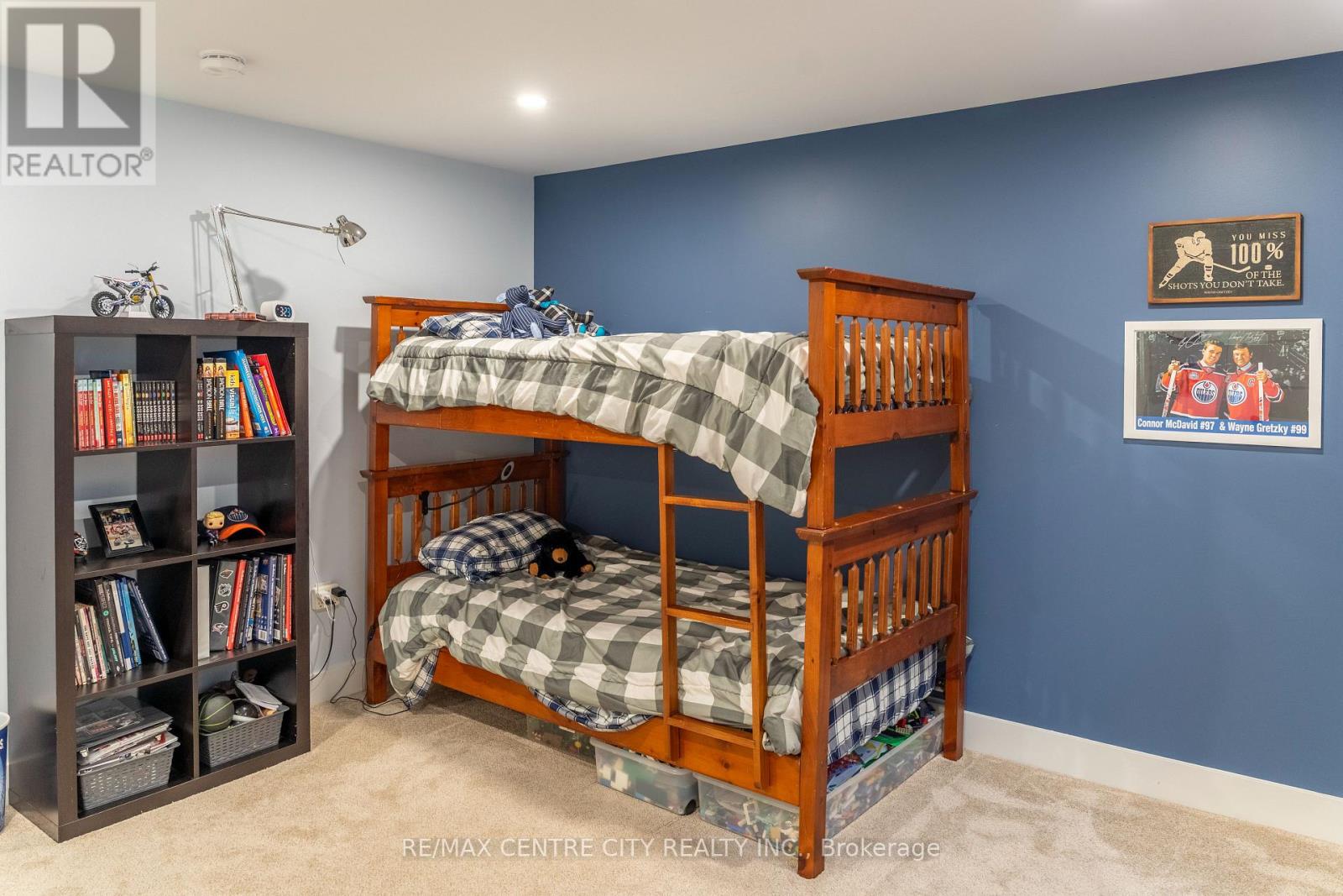 56 Caverhill Crescent, Middlesex Centre, Ontario  N0L 1R0 - Photo 44 - X12498266