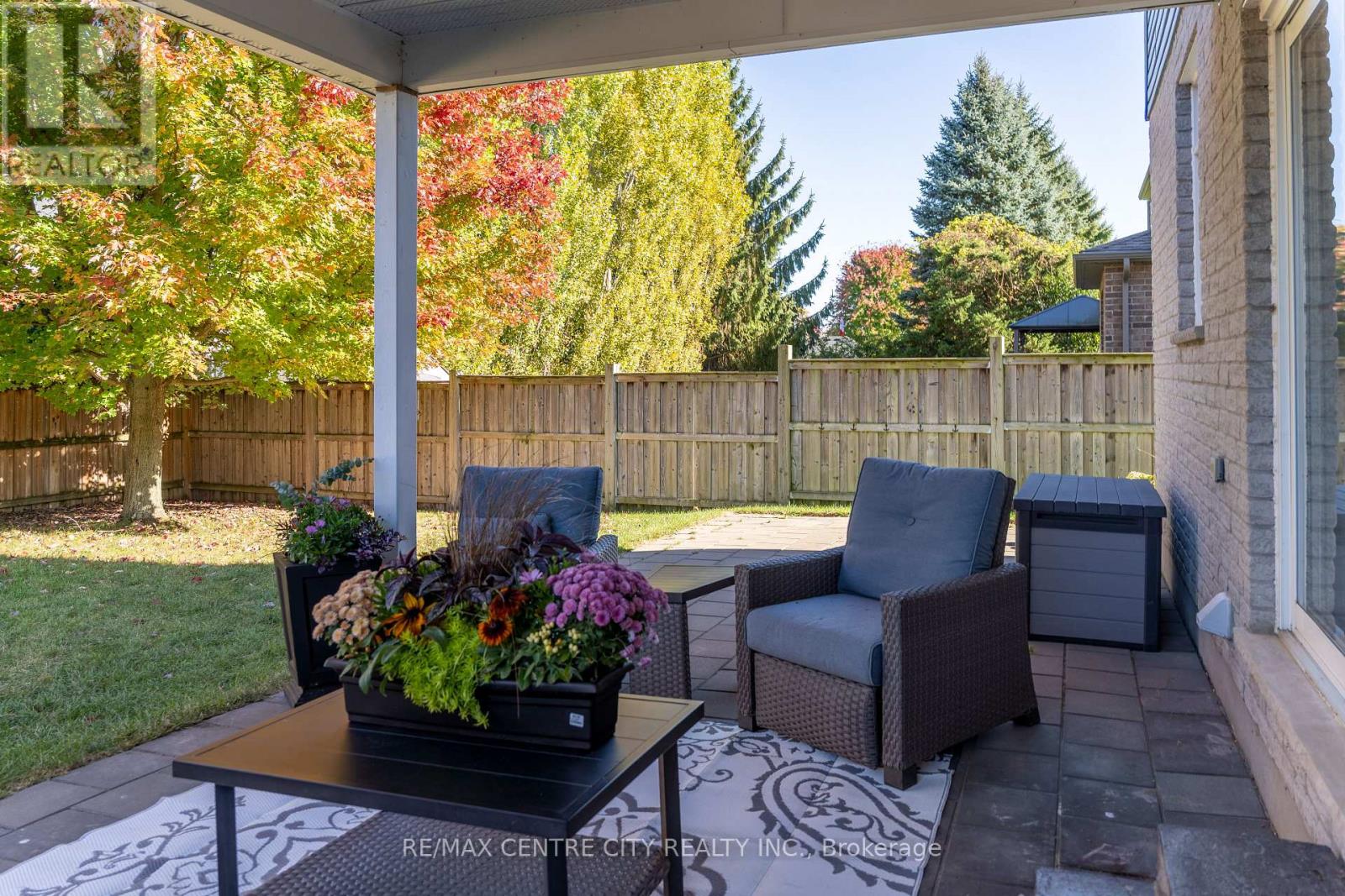 56 Caverhill Crescent, Middlesex Centre, Ontario  N0L 1R0 - Photo 50 - X12498266